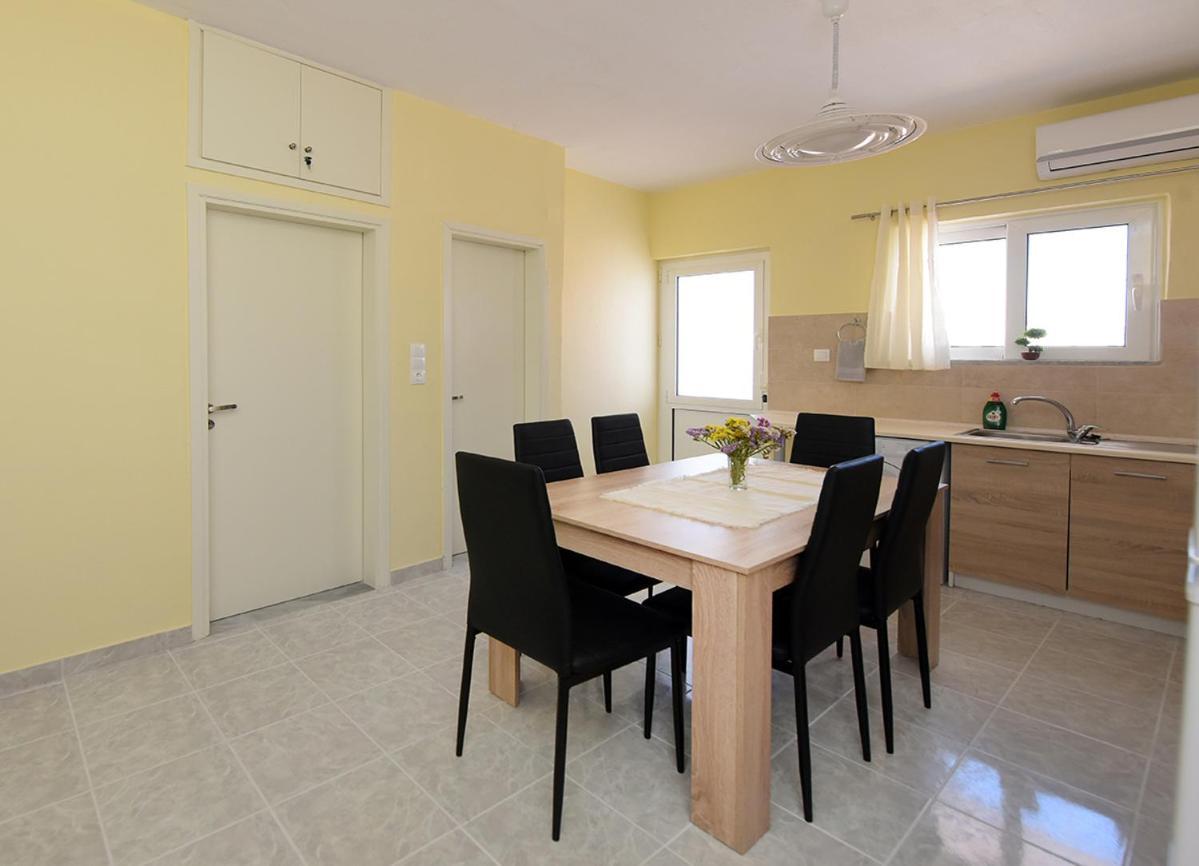 Happy Days Home Apartment Und Studio/Penthouse Ialysos  Exterior photo