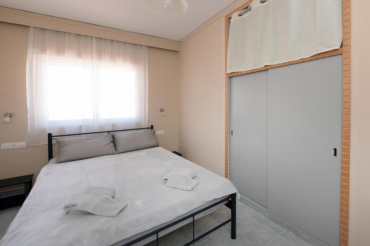 Happy Days Home Apartment Und Studio/Penthouse Ialysos  Exterior photo